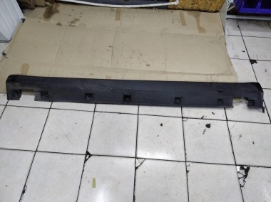 Порог пластиковый левый MERCEDES-BENZ M-класс W164 рестайлинг (2008 - 2011) — Разборка Мерседес