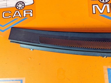 Решетка MERCEDES-BENZ A-класс W168 рестайлинг (2001 - 2004) A 170 1.7 AT (95 л.с.) &mdash; Разборка Мерседес