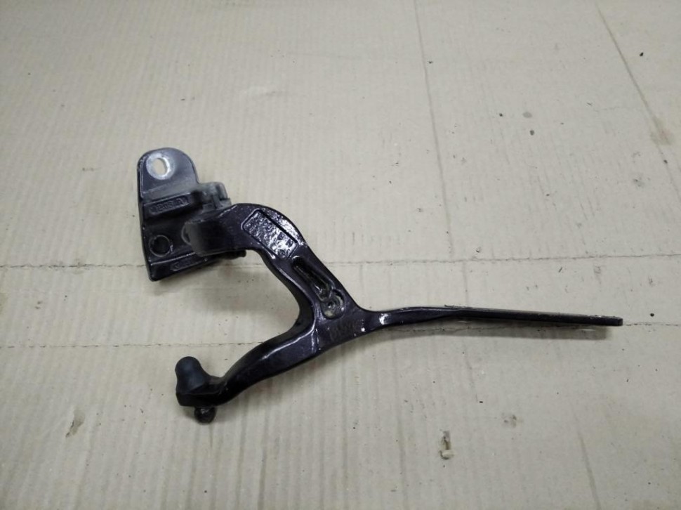 Петля крышки багажника MERCEDES-BENZ E-класс W211/S211 (2002 - 2006) фото 1 — Разборка Мерседес