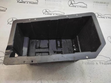 Ящик АКБ MERCEDES-BENZ Sprinter W906 (2006 - 2019) — Разборка Мерседес