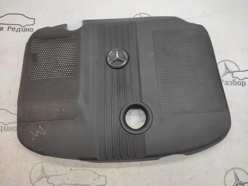 Крышка двигателя декоративная MERCEDES-BENZ C-класс W204/S204 (2006 - 2011) фото 1 — Разборка Мерседес