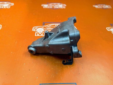 Лапа правая MERCEDES-BENZ E-класс W212/S212/C207/A207 (2009 - 2013) — Разборка Мерседес