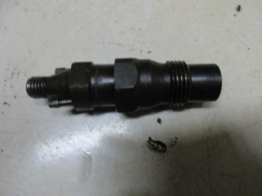 Форсунка ДИЗЕЛЬ MERCEDES-BENZ S-класс W126 рестайлинг (1985 - 1991) — Разборка Мерседес