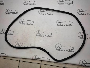 Уплотнитель дверного проема ( на кузове ) MERCEDES-BENZ GLC-класс X253 (2015 - 2019) — Разборка Мерседес