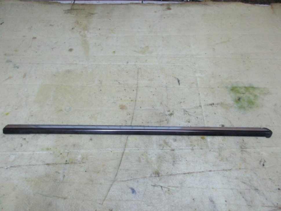 Молдинг стекла двери MERCEDES-BENZ S-класс W220 рестайлинг (2002 - 2005) фото 1 — Разборка Мерседес