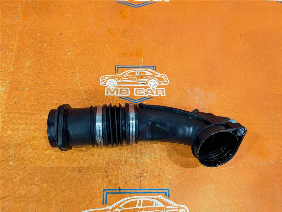 Патрубок воздушный MERCEDES-BENZ GLE-класс W166 (2015 - 2018) фото 1 — Разборка Мерседес