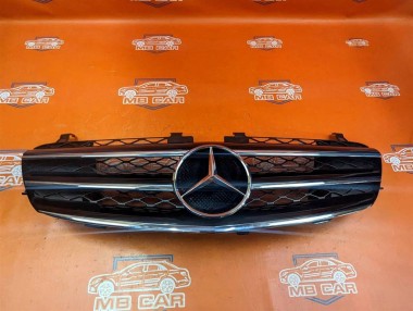 Решетка радиатора MERCEDES-BENZ R-класс W251 (2005 - 2007) — Разборка Мерседес