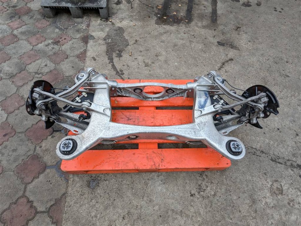 Подрамник задний MERCEDES-BENZ S-класс W222/C217/A217 (2013 - 2017) фото 1 — Разборка Мерседес