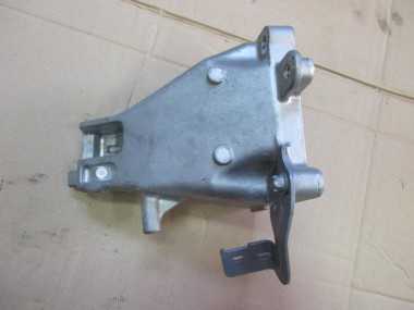 Лапа правая MERCEDES-BENZ S-класс W222/C217/A217 (2013 - 2017) — Разборка Мерседес