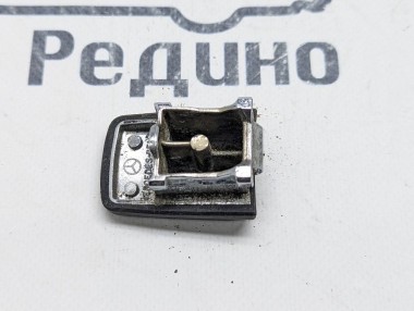 Крышка ручки двери MERCEDES-BENZ W124 W124/S124/C124/A124 (1984 - 1993) — Разборка Мерседес