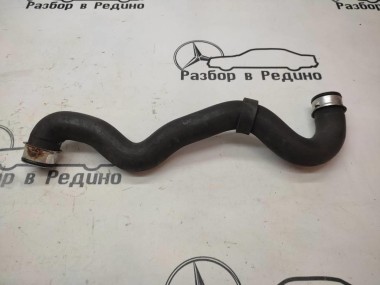 Патрубок радиатора MERCEDES-BENZ C-класс W203/S203/CL203 рестайлинг (2004 - 2008) — Разборка Мерседес