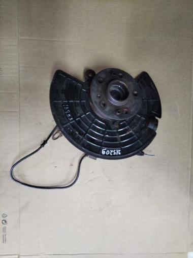 Кулак поворотный передний правый MERCEDES-BENZ M-класс W163 рестайлинг (2001 - 2005) — Разборка Мерседес