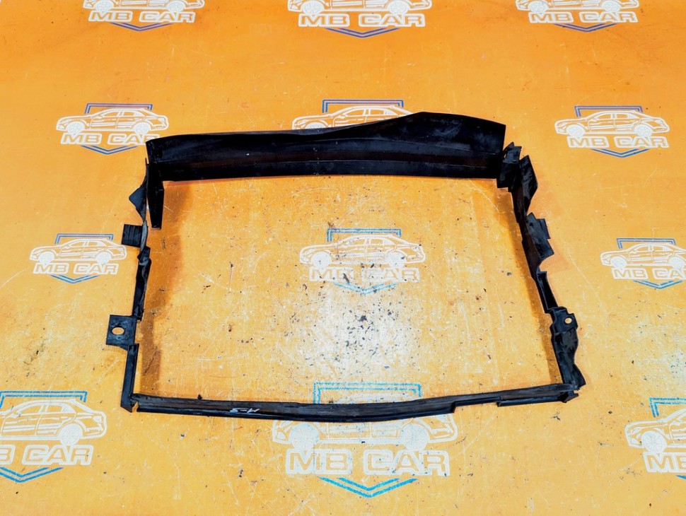 Кожух радиатора MERCEDES-BENZ A-класс W168 рестайлинг (2001 - 2004) фото 1 — Разборка Мерседес