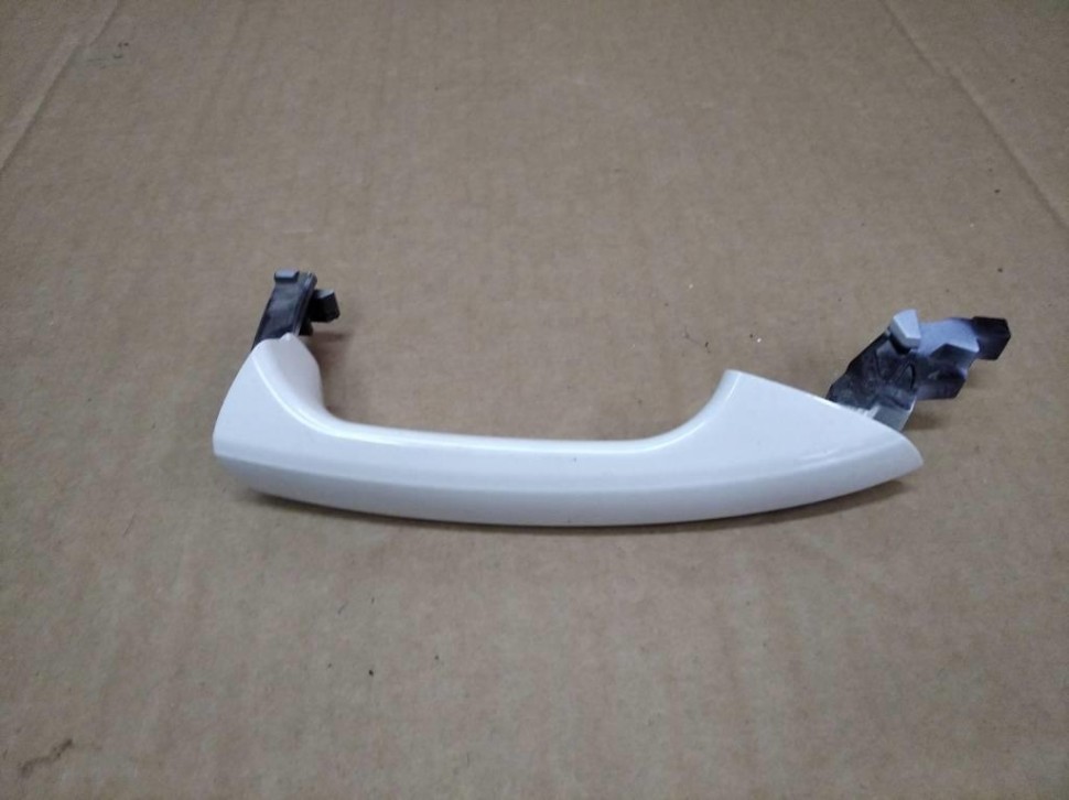 Ручка двери наружняя MERCEDES-BENZ CLA-класс C117/X117 (2013 - 2016) фото 1 — Разборка Мерседес