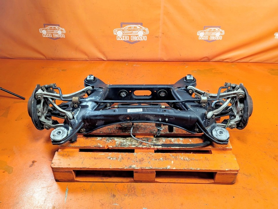 Подрамник задний MERCEDES-BENZ C-класс W204/S204/С204 рестайлинг (2011 - 2015) фото 1 &mdash; Разборка Мерседес