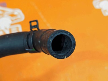 Патрубок ОЖ MERCEDES-BENZ GLE-класс Coupe C292 (2015 - 2019) — Разборка Мерседес