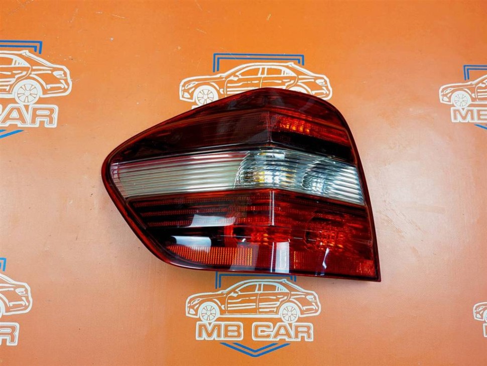 Фонарь задний левый MERCEDES-BENZ M-класс W164 рестайлинг (2008 - 2011) фото 1 — Разборка Мерседес