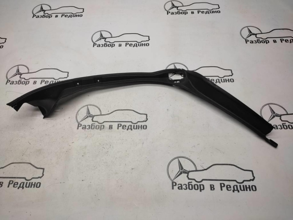 Водосток MERCEDES-BENZ R-класс W251 (2005 - 2007) фото 1 — Разборка Мерседес