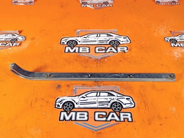 Шина скольжения сдвижной двери MERCEDES-BENZ Vito W638 (1996 - 2003) &mdash; Разборка Мерседес