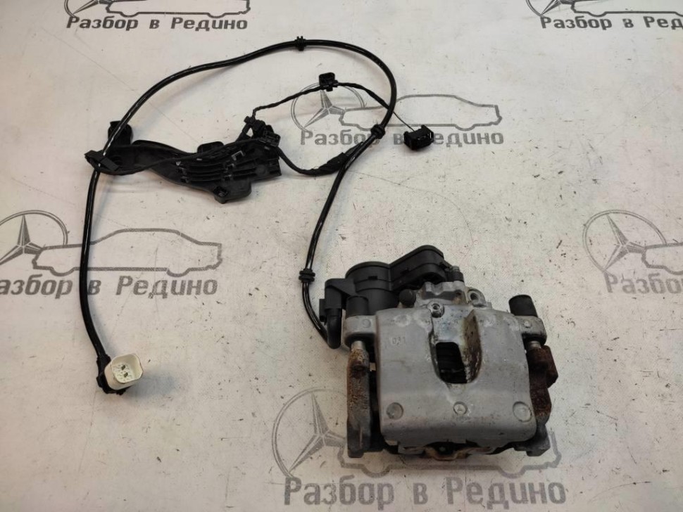 Суппорт задний левый MERCEDES-BENZ C-класс W205/S205/C205/A205 (2014 - 2018) фото 1 — Разборка Мерседес