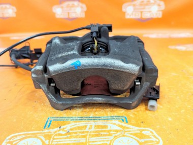 Суппорт передний правый MERCEDES-BENZ A-класс W176 рестайлинг (2015 - 2018) — Разборка Мерседес