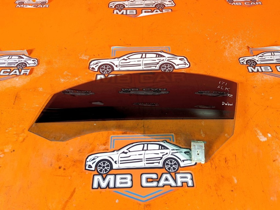 Стекло переднее левое MERCEDES-BENZ SLK-класс R171 (2004 - 2008) фото 1 &mdash; Разборка Мерседес
