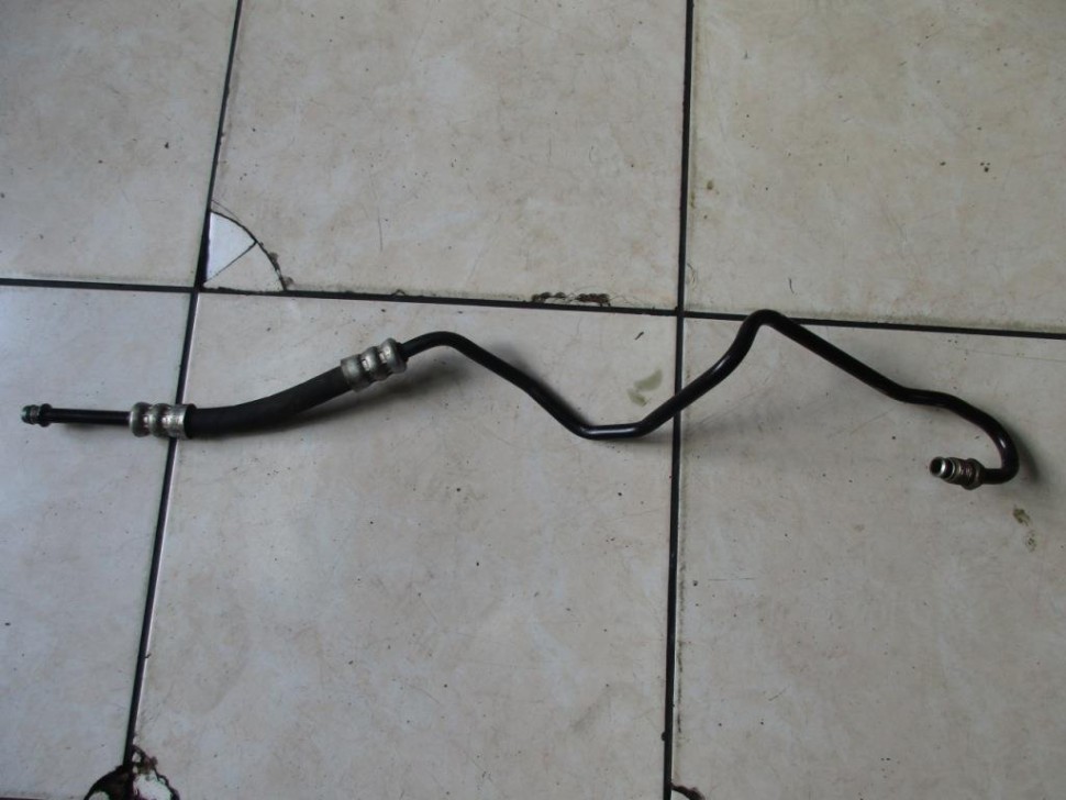 Трубка гидроподвески MERCEDES-BENZ S-класс W220 (1998 - 2005) фото 1 — Разборка Мерседес