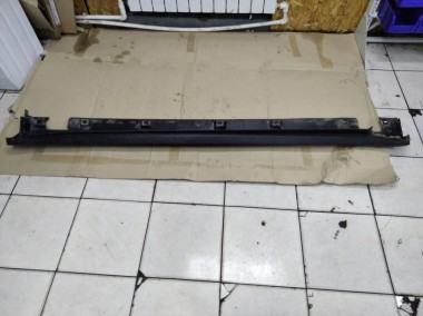 Порог пластиковый правый MERCEDES-BENZ M-класс W164 рестайлинг (2008 - 2011) — Разборка Мерседес