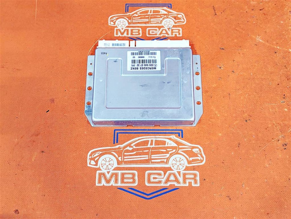 Блок пневмоподвески MERCEDES-BENZ S-класс W220 рестайлинг (2002 - 2005) фото 1 — Разборка Мерседес