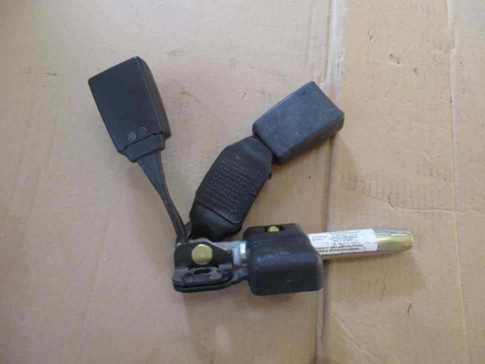 Замок ремня безопасности MERCEDES-BENZ C-класс W203/S203/CL203 (2000 - 2004) фото 1 — Разборка Мерседес