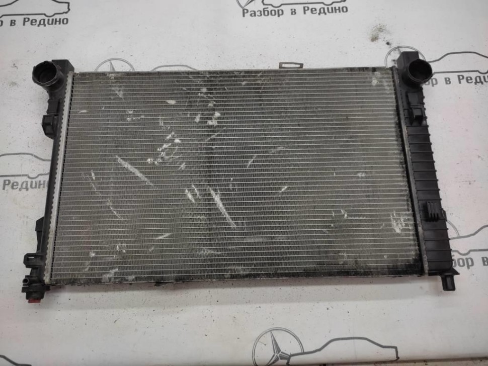 Радиатор MERCEDES-BENZ C-класс W203/S203/CL203 (2000 - 2004) фото 1 — Разборка Мерседес
