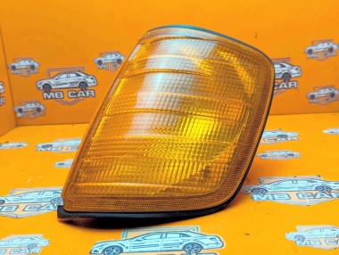 Поворотник левый MERCEDES-BENZ E-класс W124/S124/C124/A124 (1984 - 1997) — Разборка Мерседес