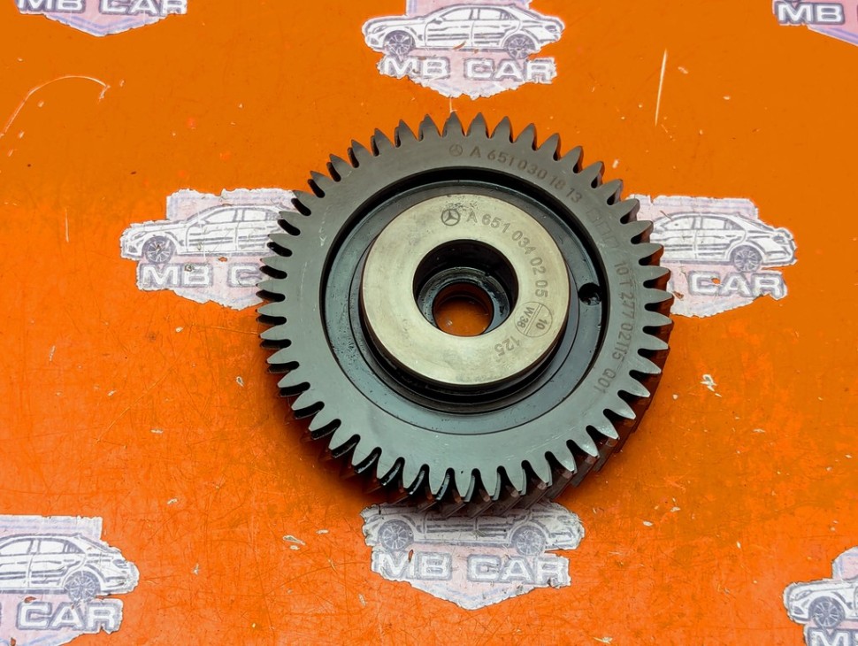 Промежуточная шестерня MERCEDES-BENZ C-класс W204/S204 (2006 - 2011) фото 1 — Разборка Мерседес