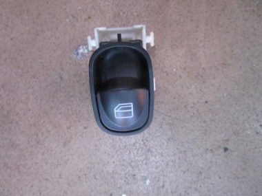 Кнопка стеклоподъемников MERCEDES-BENZ C-класс W203/S203/CL203 (2000 - 2004) — Разборка Мерседес