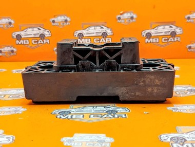 Поддомкратник MERCEDES-BENZ GLE-класс W166 (2015 - 2018) — Разборка Мерседес