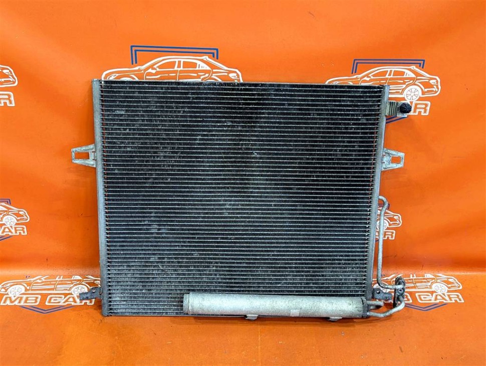 Радиатор кондиционера MERCEDES-BENZ R-класс W251 рестайлинг (2007 - 2010) фото 1 — Разборка Мерседес
