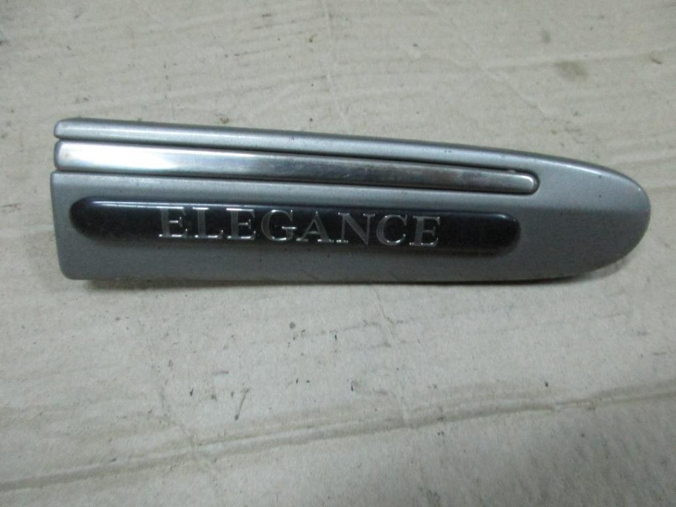 Молдинг крыла правый MERCEDES-BENZ E-класс W211/S211 (2002 - 2006) фото 1 — Разборка Мерседес