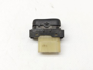 Кнопка MERCEDES-BENZ M-класс W163 (1997 - 2001) — Разборка Мерседес