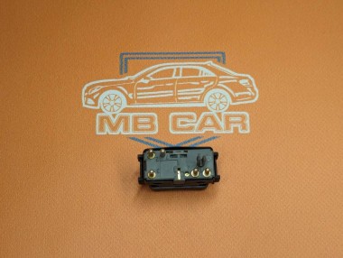 Кнопка стеклоподъемников MERCEDES-BENZ S-класс W140 (1991 - 1998) — Разборка Мерседес