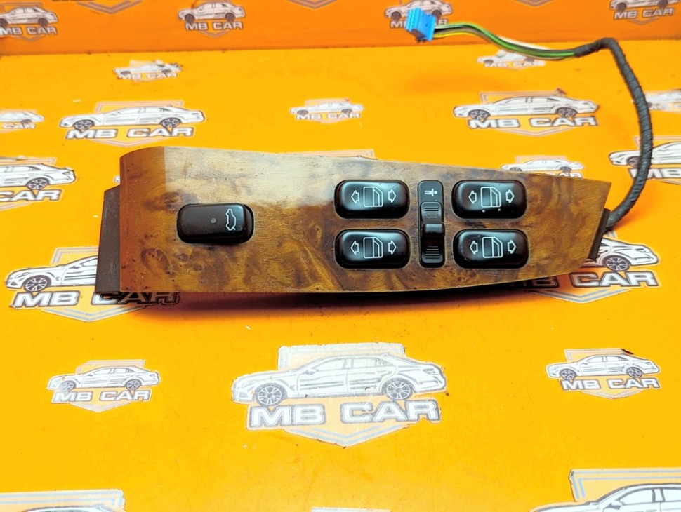 Блок кнопок стеклоподъемников MERCEDES-BENZ S-класс W220 (1998 - 2005) фото 1 — Разборка Мерседес