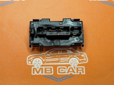 Кнопка аварийной сигнализации MERCEDES-BENZ E-класс W210/S210 (1995 - 1999) — Разборка Мерседес