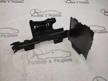 Крышка АКБ MERCEDES-BENZ X-класс I (2017 - 2020) — Разборка Мерседес