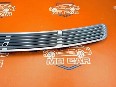 Решетка капота MERCEDES-BENZ E-класс W211/S211 (2002 - 2006) — Разборка Мерседес