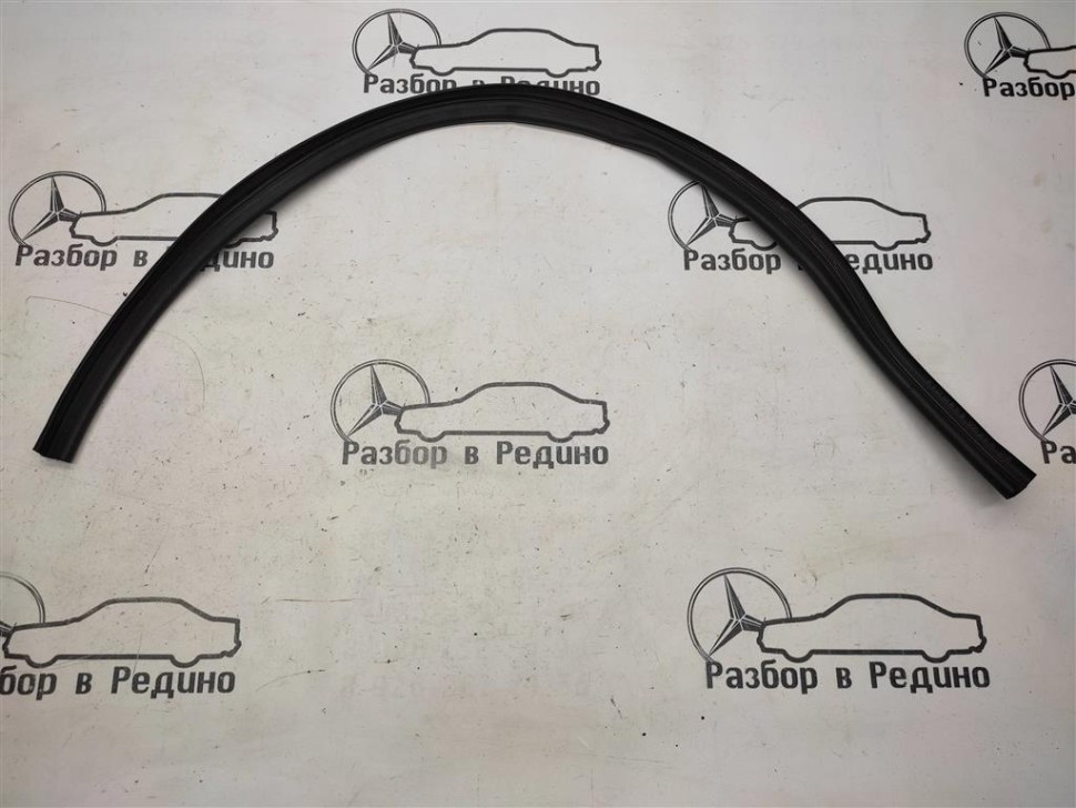 Уплотнитель моторного отсека MERCEDES-BENZ S-класс W221 (2005 - 2009) фото 1 — Разборка Мерседес