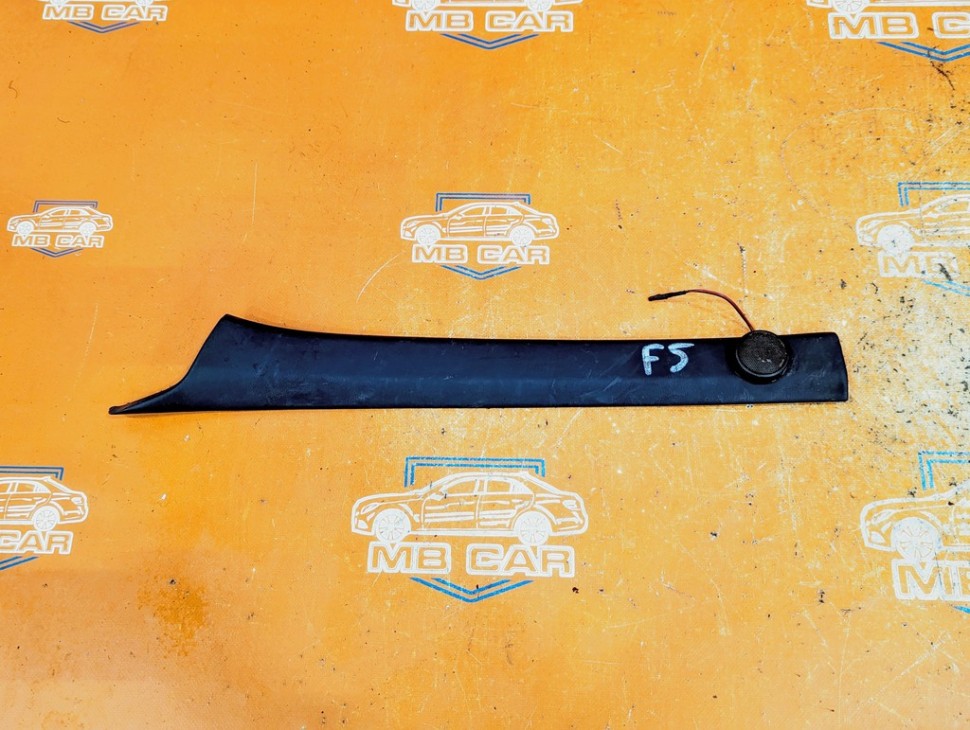 Накладка передней стойки MERCEDES-BENZ E-класс W124/S124/C124/A124 (1984 - 1997) фото 1 — Разборка Мерседес