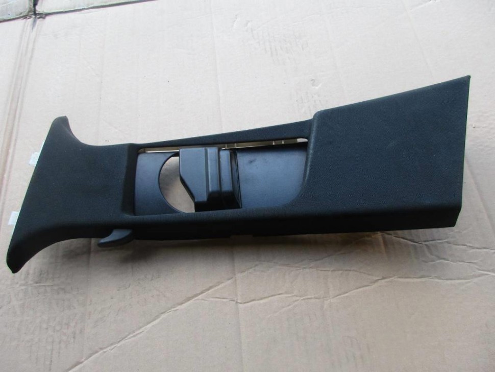 Накладка средней стойки MERCEDES-BENZ E-класс W212/S212/C207/A207 (2009 - 2013) фото 1 — Разборка Мерседес