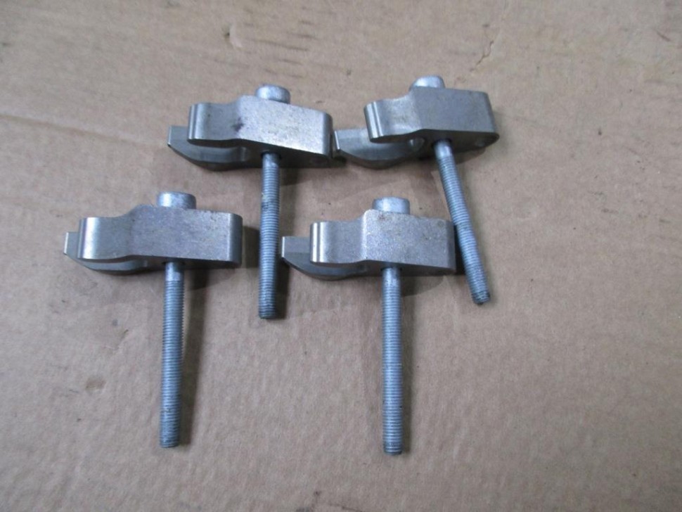 Кронштейн крепления форсунок MERCEDES-BENZ E-класс W212/S212/C207/A207 (2009 - 2013) фото 1 — Разборка Мерседес