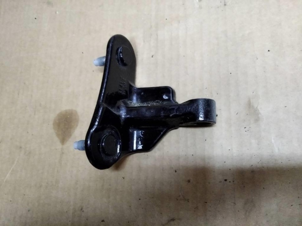 Петля двери MERCEDES-BENZ GLE-класс AMG W166 (2015 - 2019) фото 1 — Разборка Мерседес