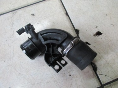 Патрубок интеркулера MERCEDES-BENZ M-класс W163 рестайлинг (2001 - 2005) — Разборка Мерседес