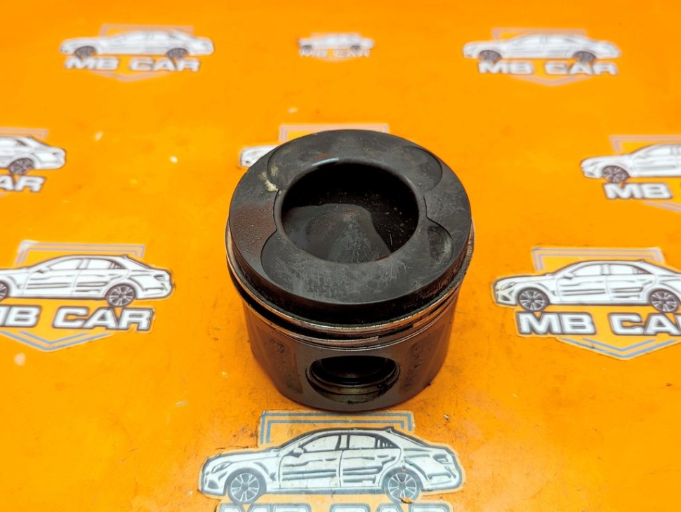 Поршень дизель MERCEDES-BENZ GLE-класс Coupe C292 (2015 - 2019) фото 1 &mdash; Разборка Мерседес